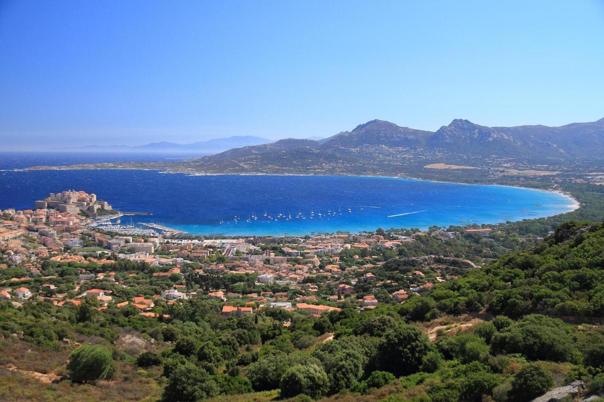 Villa Antonia Calvi  Eksteriør billede